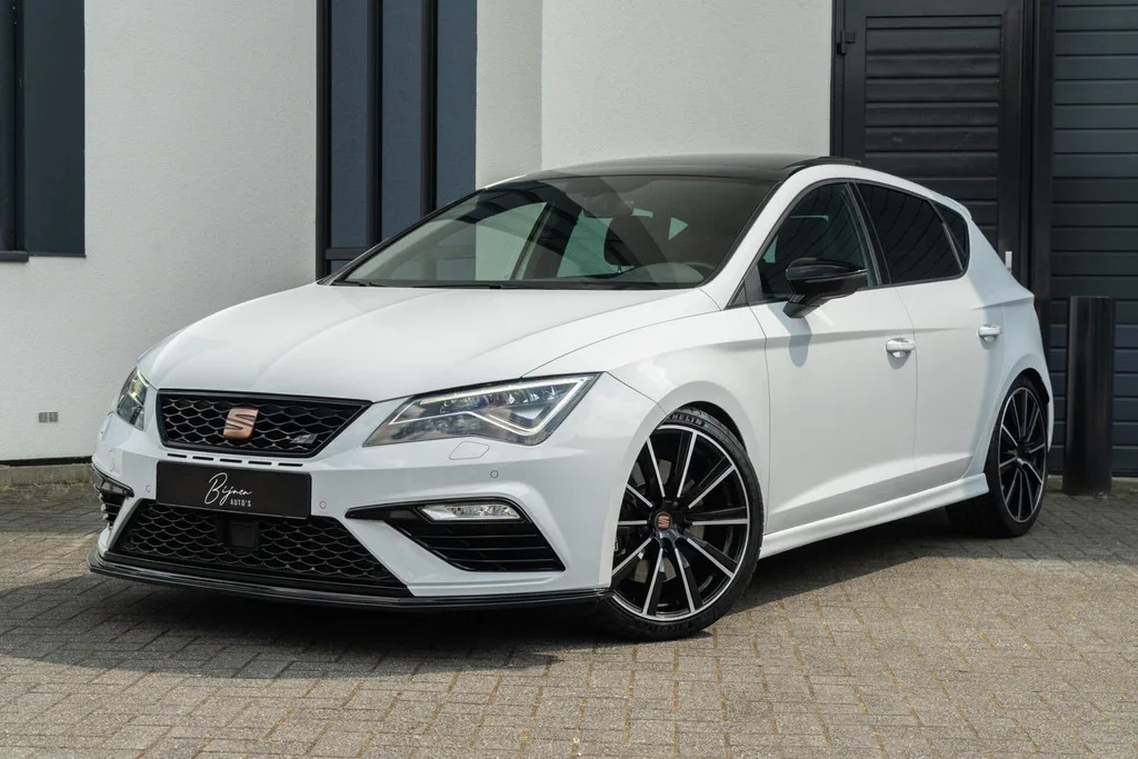 SEAT Leon (2019) — foto 1