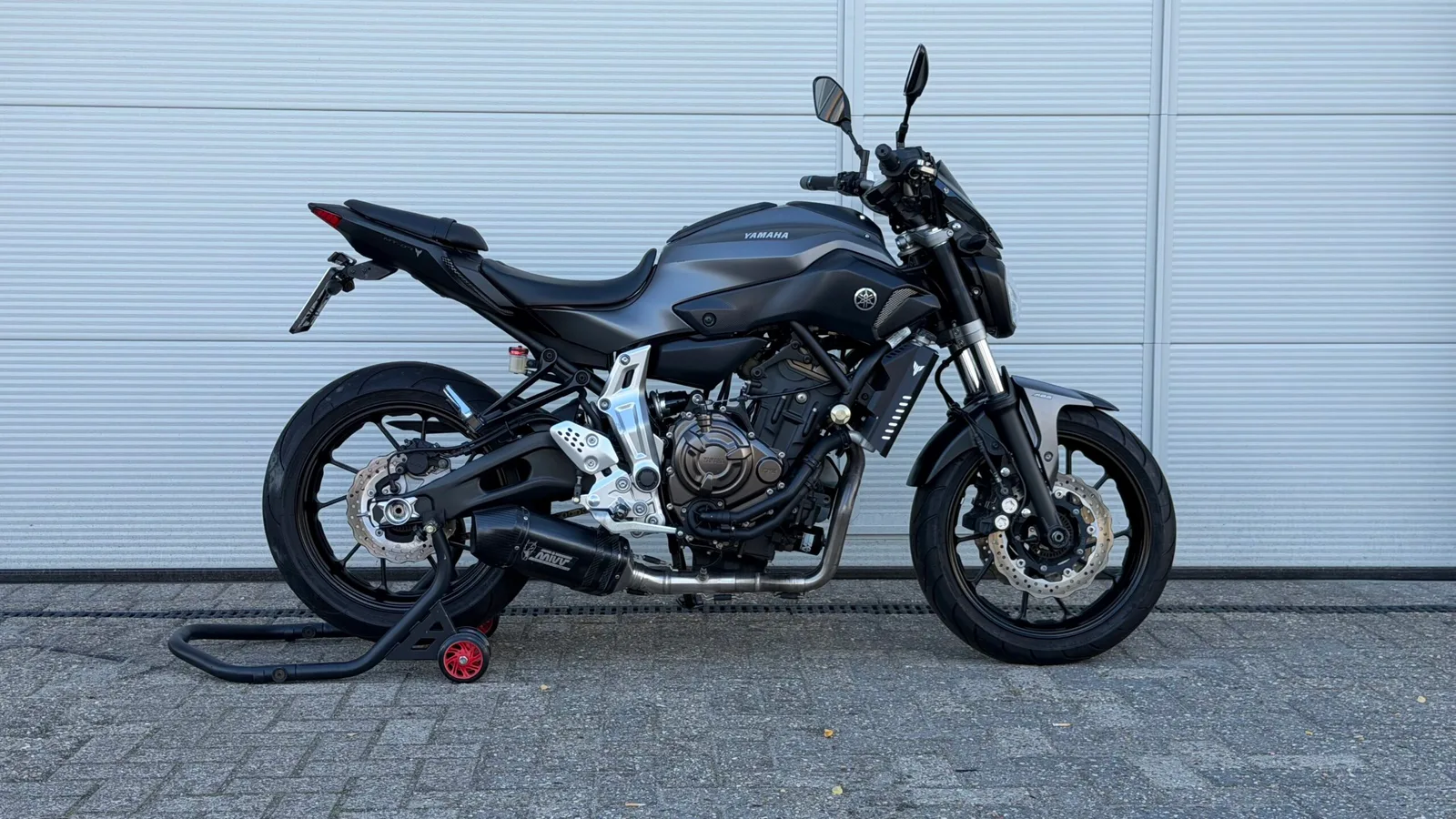Yamaha MT-07 (2014) — foto 1