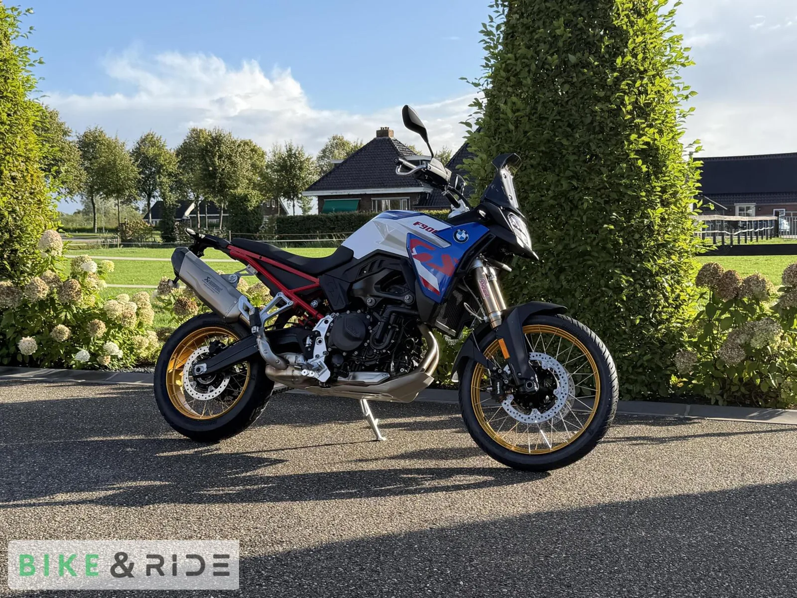 BMW F 900 GS (2026) — foto 1