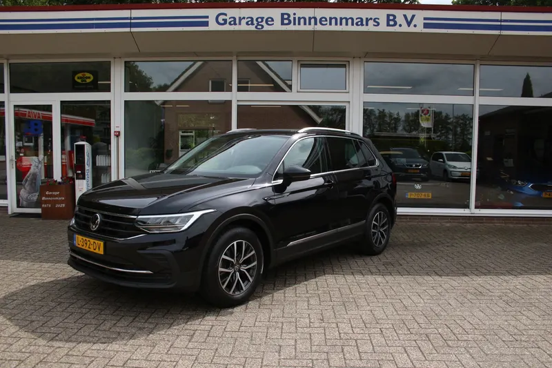 Volkswagen Tiguan (2021)