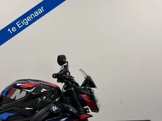 BMW M 1000 R (2024) — foto 1