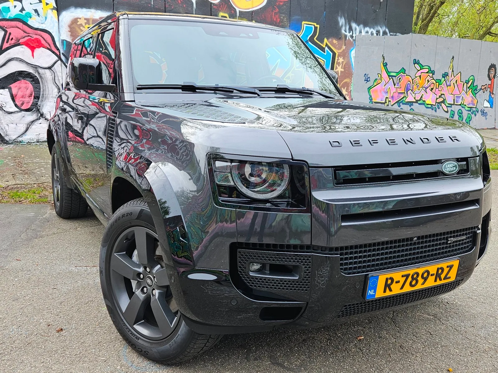 Land Rover Defender (2022) — foto 1