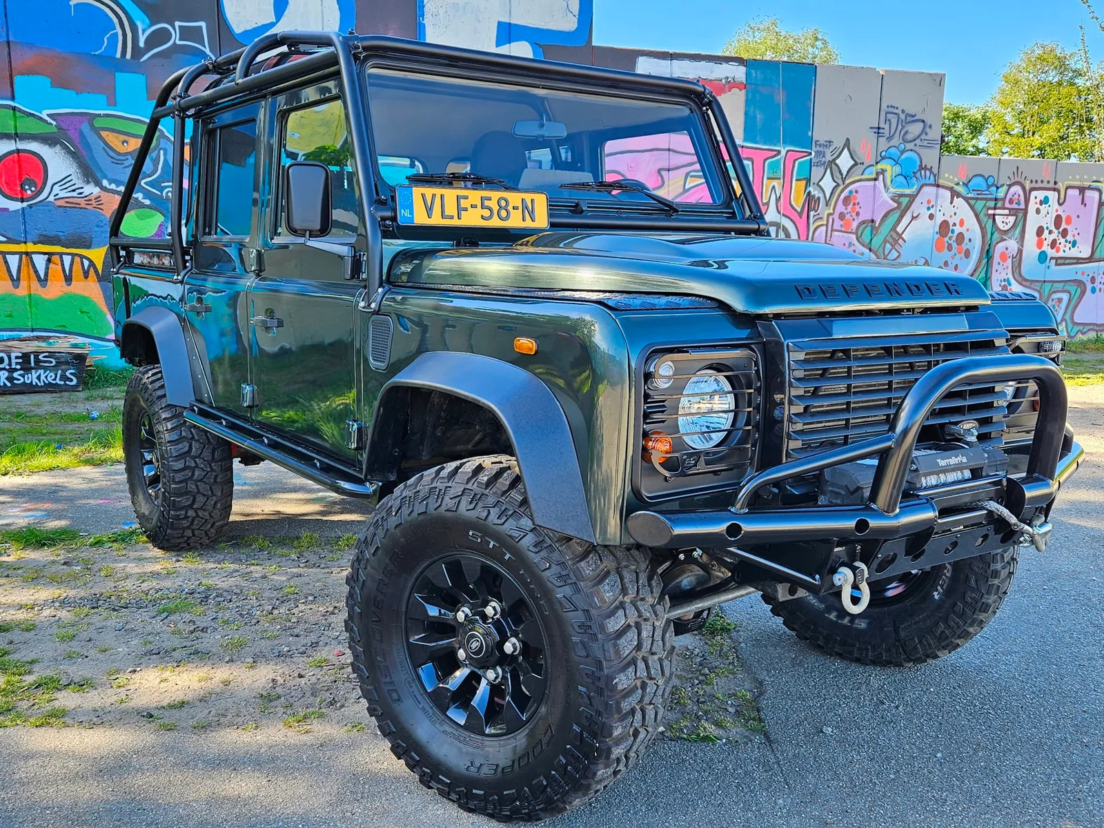 Land Rover Defender (2007) — foto 1