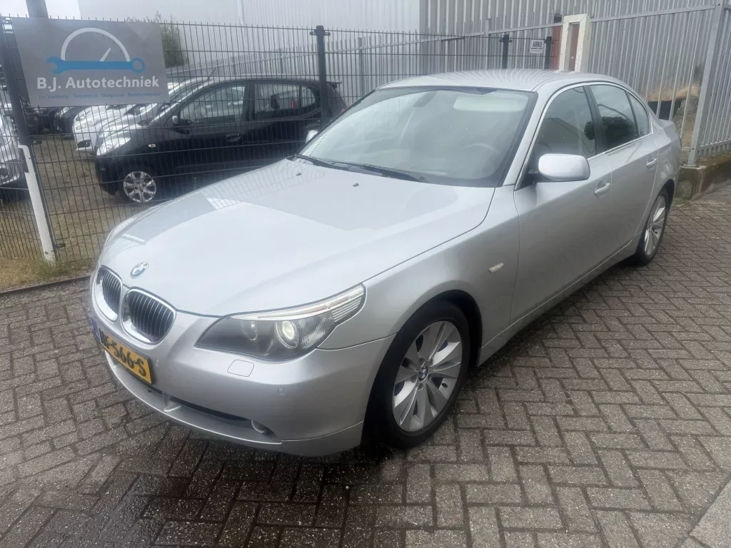 BMW 5-Serie (2006) — foto 1