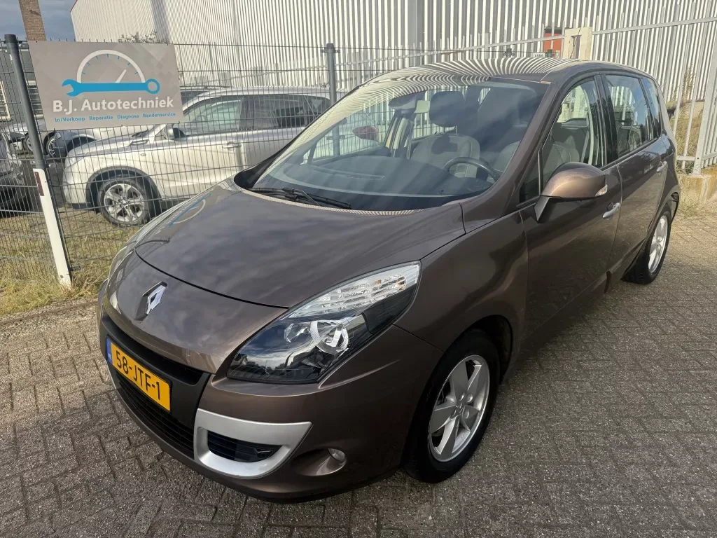Renault Scénic (2009) — foto 1