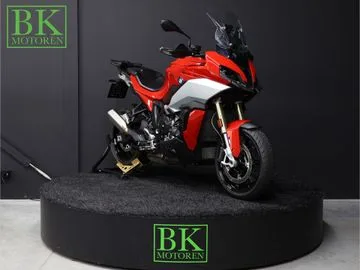 BMW S 1000 XR (2022) — foto 1