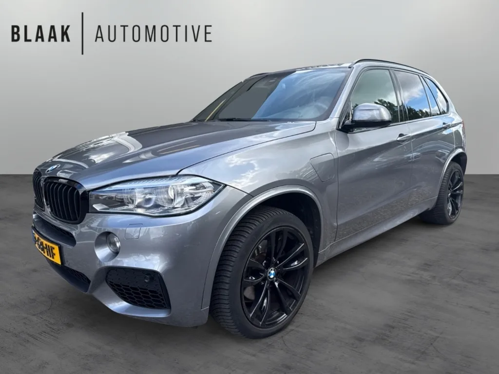 BMW X5 (2017) — foto 1