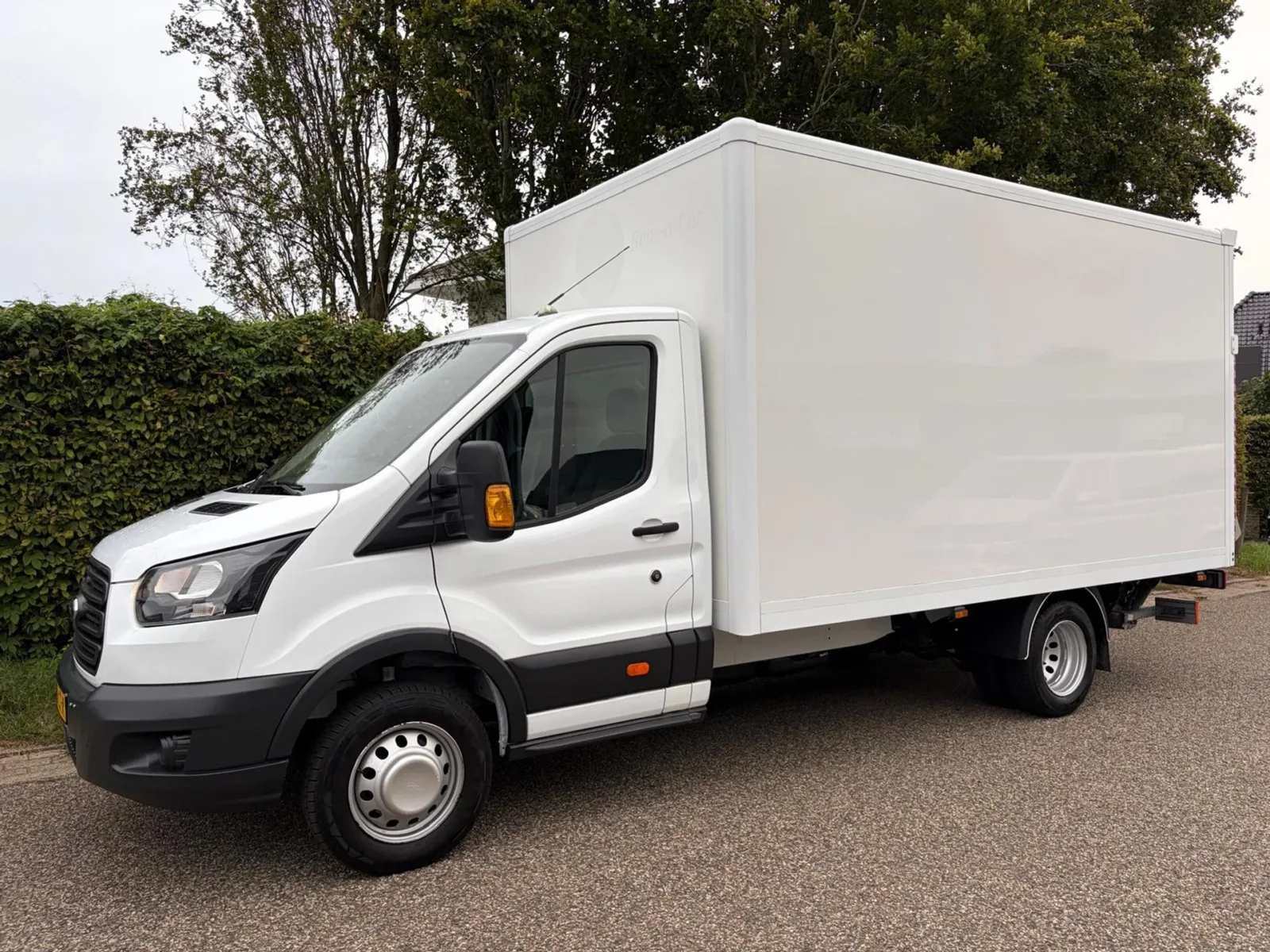 Ford Transit (2019) — foto 1