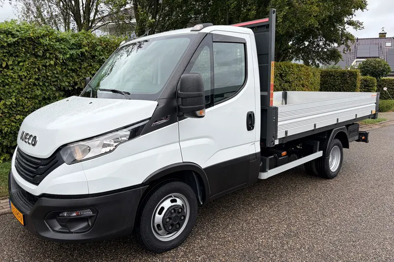 Iveco 35C16 (2024)