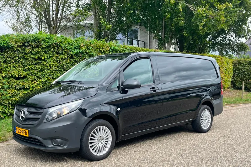 Mercedes-Benz Vito (2023)