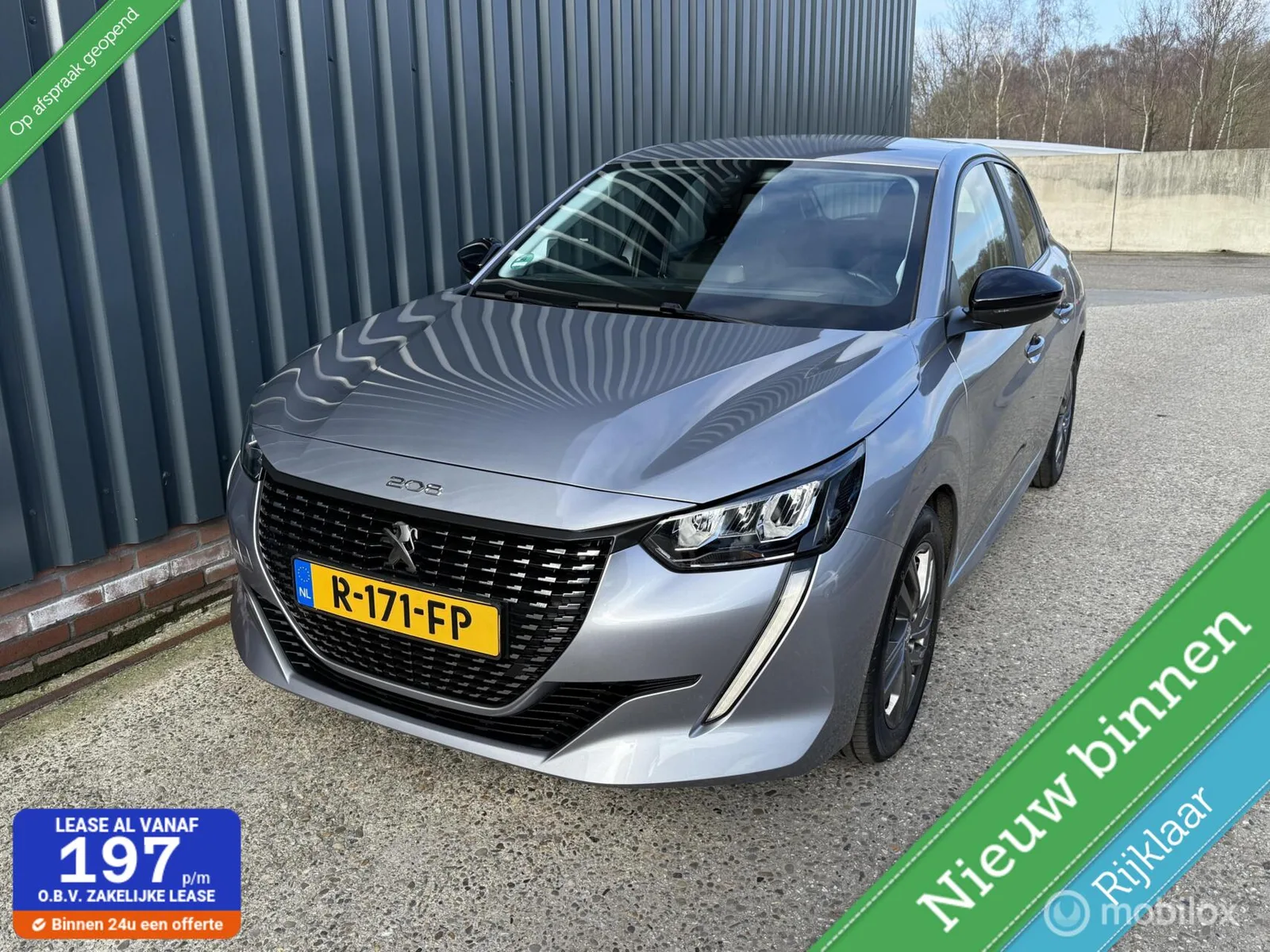 Peugeot 208 (2022) — foto 1