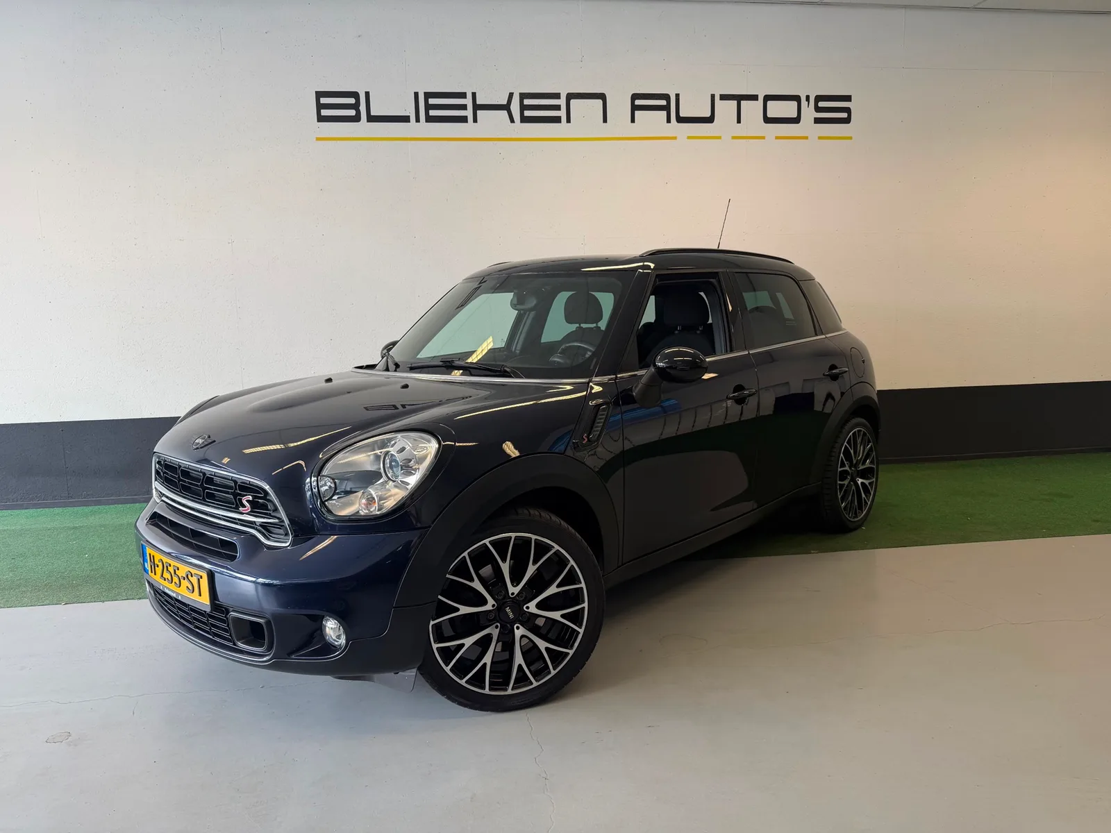 MINI Countryman (2014) — foto 1