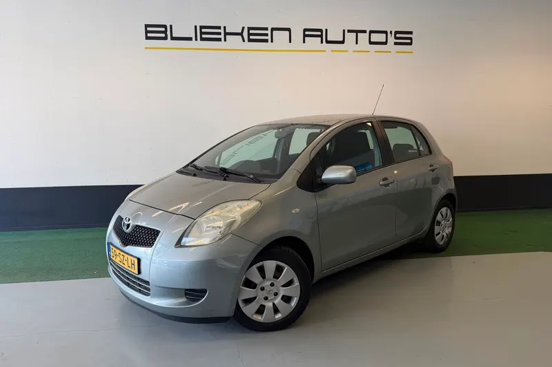 Toyota Yaris (2006)