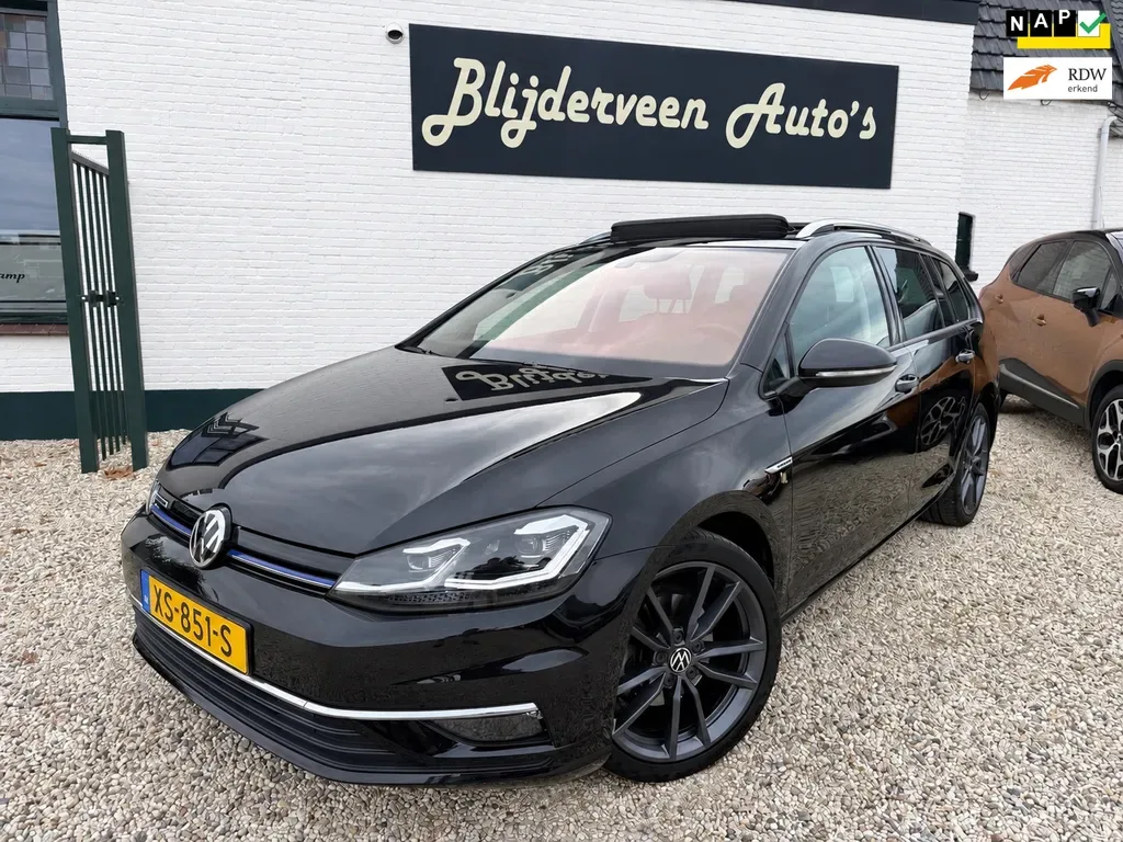 Volkswagen Golf (2019) — foto 1