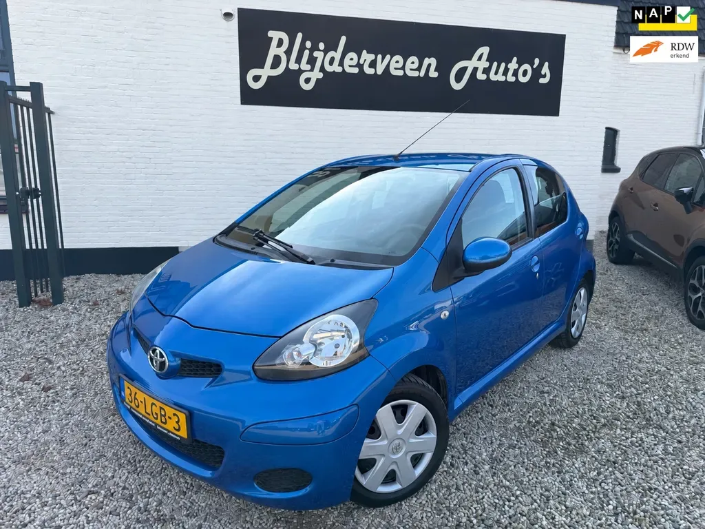 Toyota Aygo (2010) — foto 1