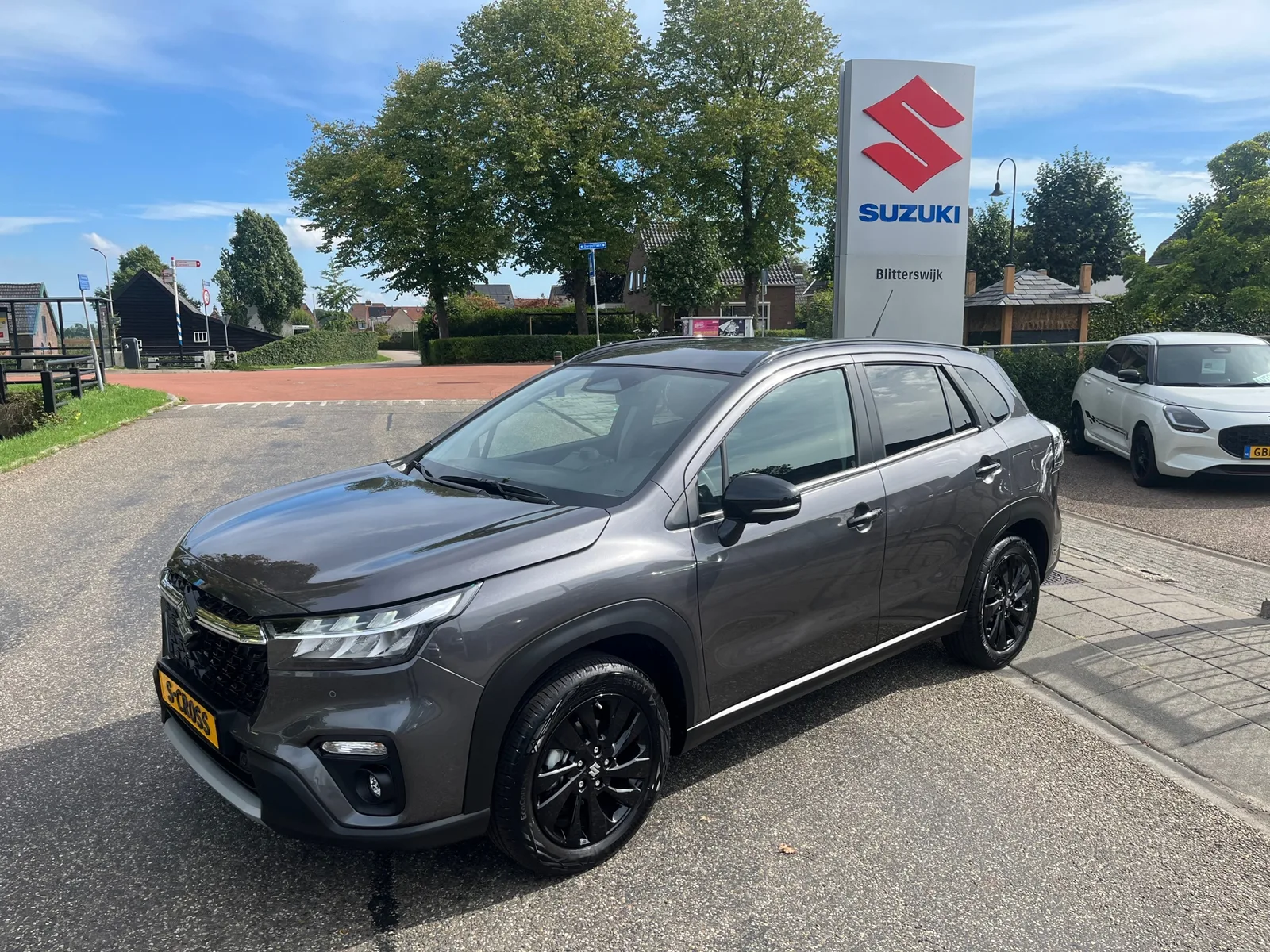 Suzuki S-Cross (2026) — foto 1