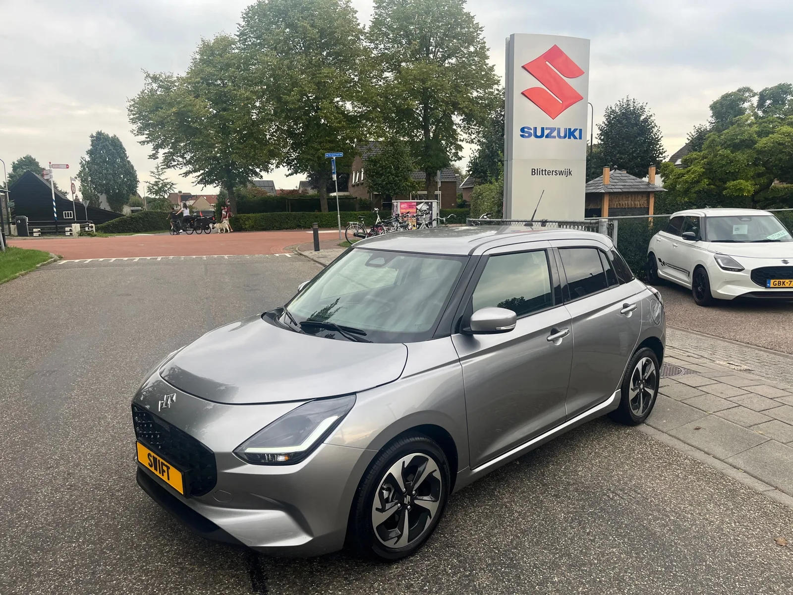 Suzuki Swift (2025) — foto 1