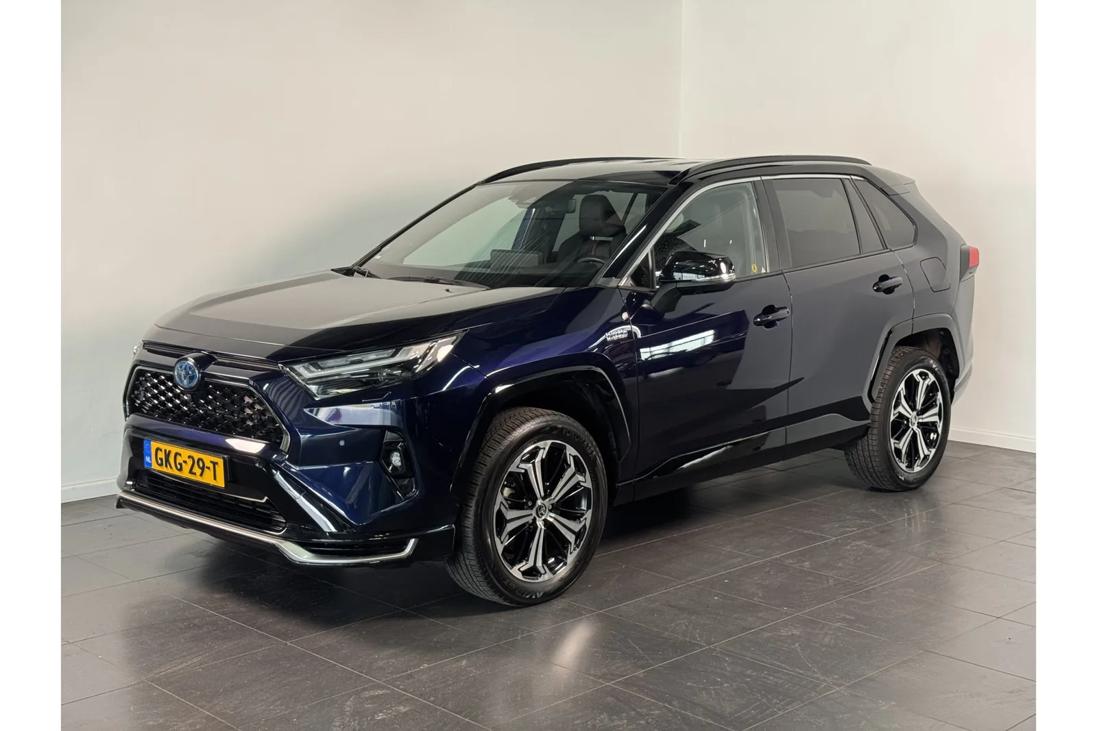 Toyota RAV4 (2024) — foto 1