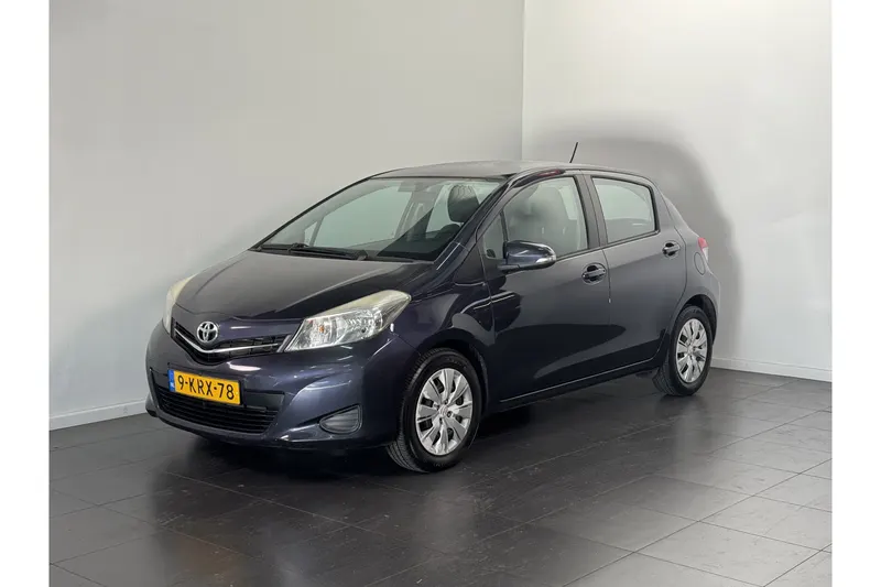 Toyota Yaris (2013)