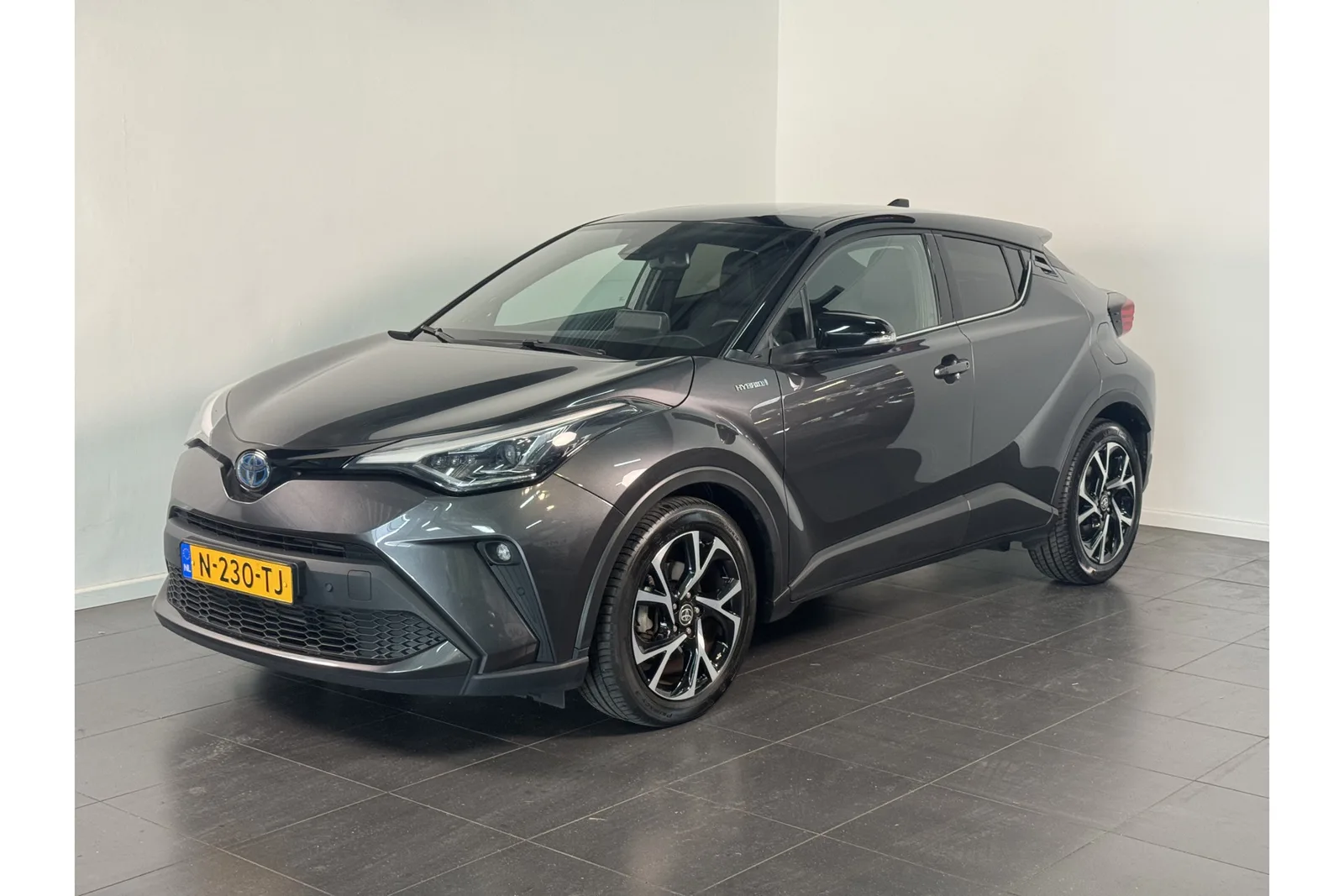 Toyota C-HR (2022) — foto 1
