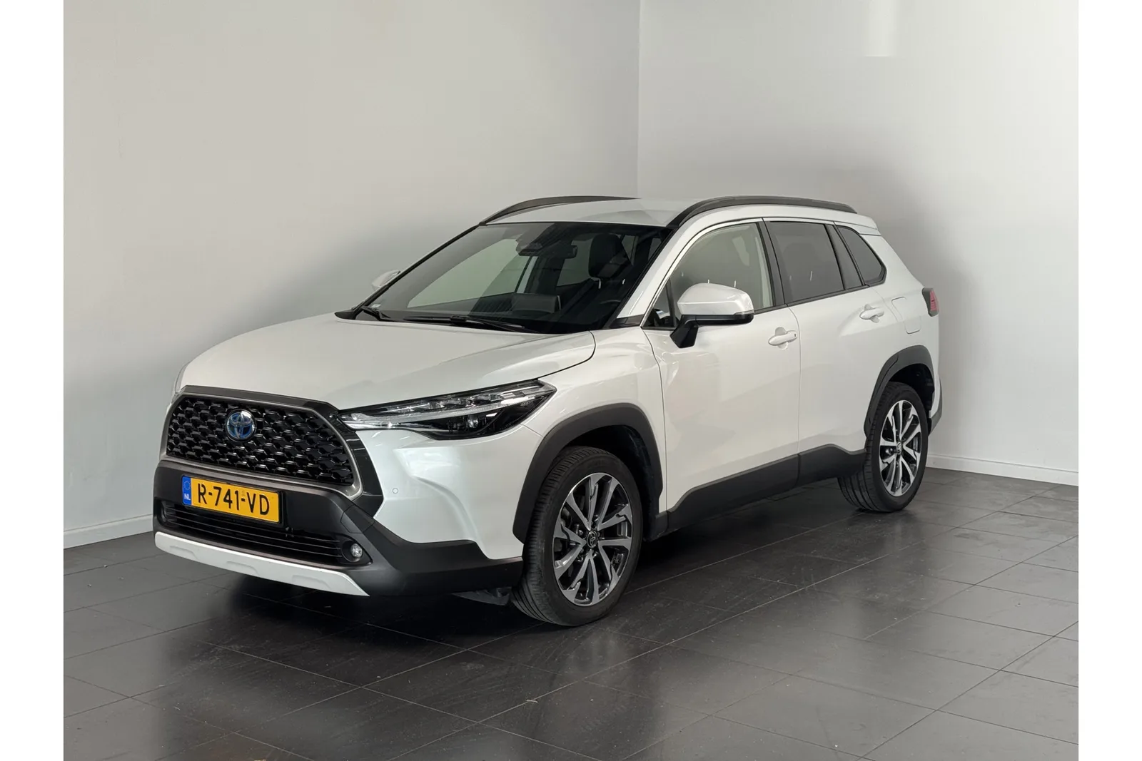 Toyota Corolla Cross (2022) — foto 1