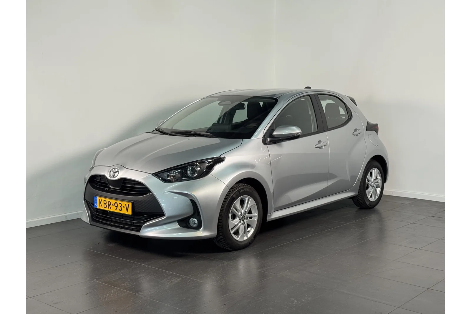 Toyota Yaris (2026) — foto 1