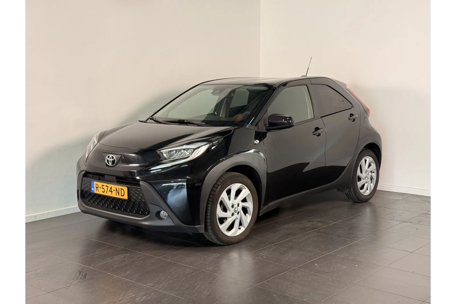 Toyota Aygo X (2022) — foto 1