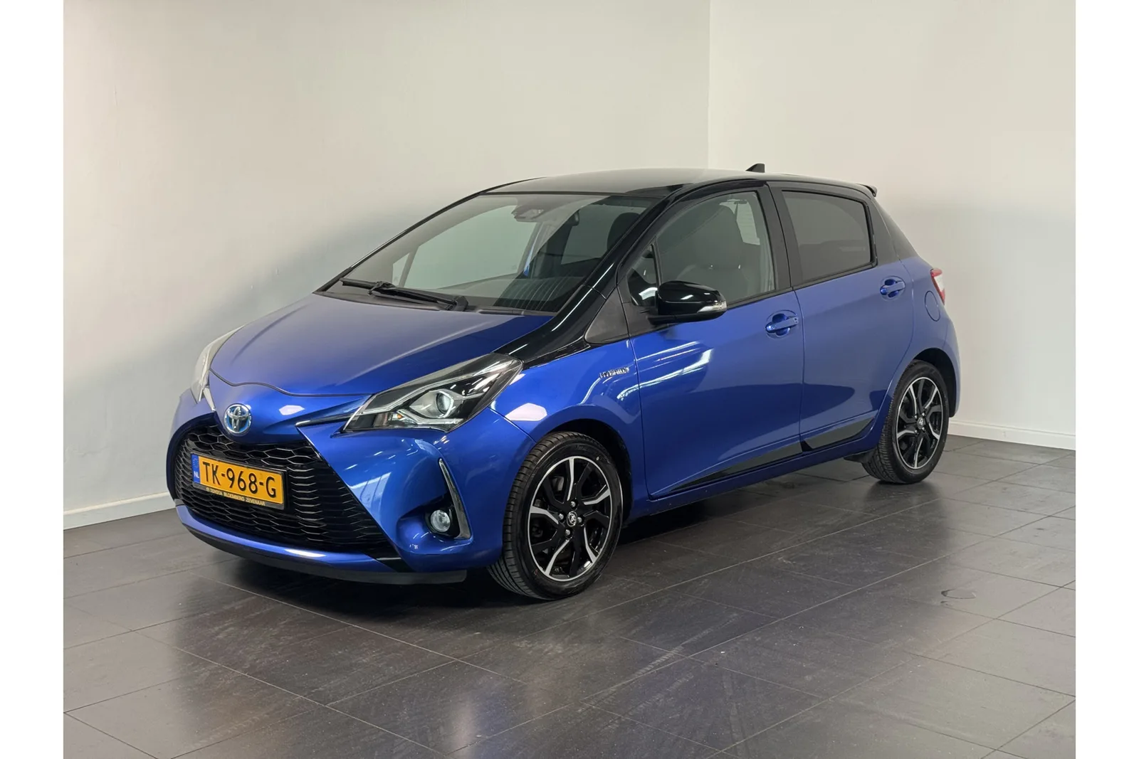 Toyota Yaris (2018) — foto 1