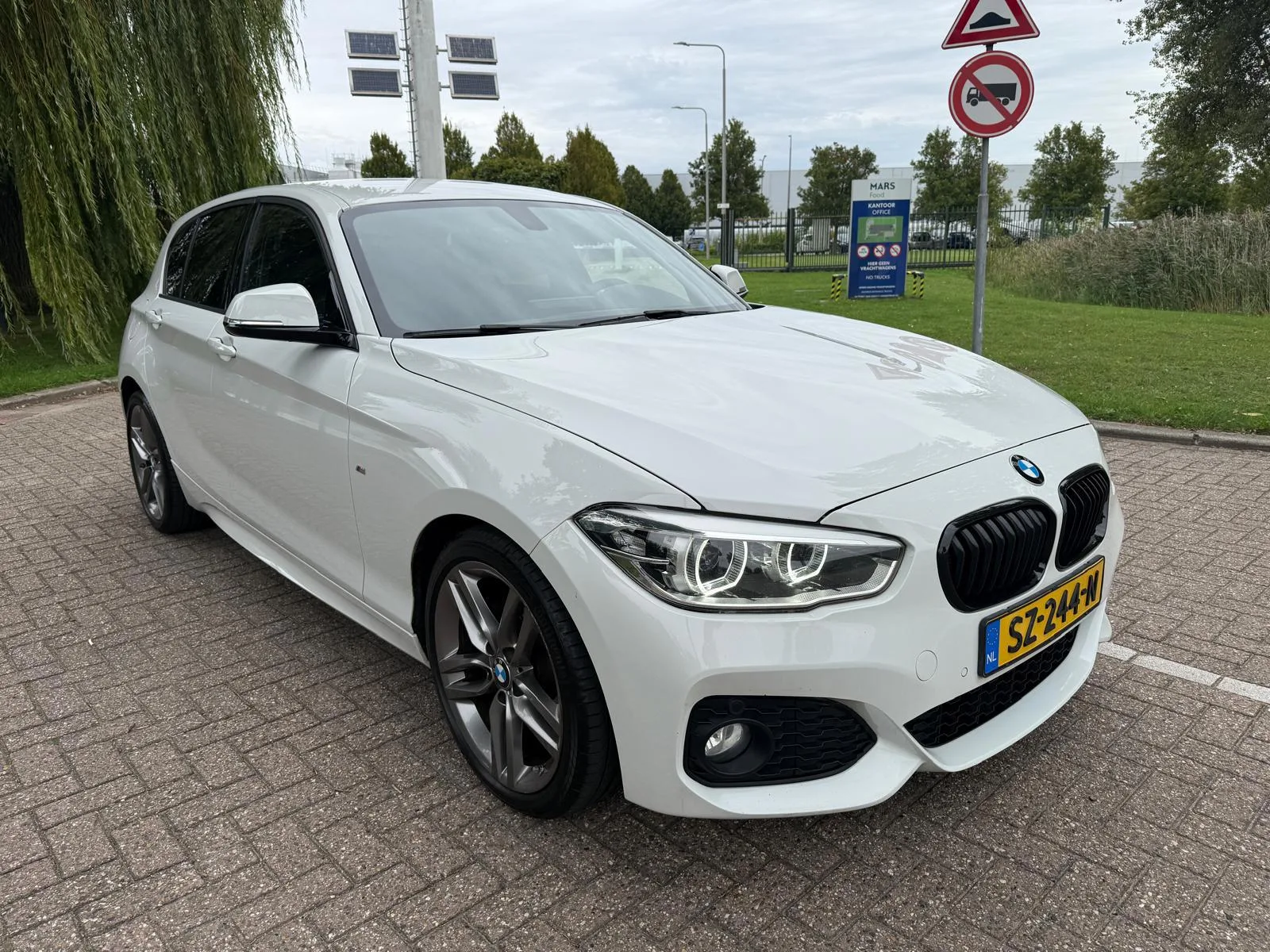 BMW 1-Serie (2015) — foto 1