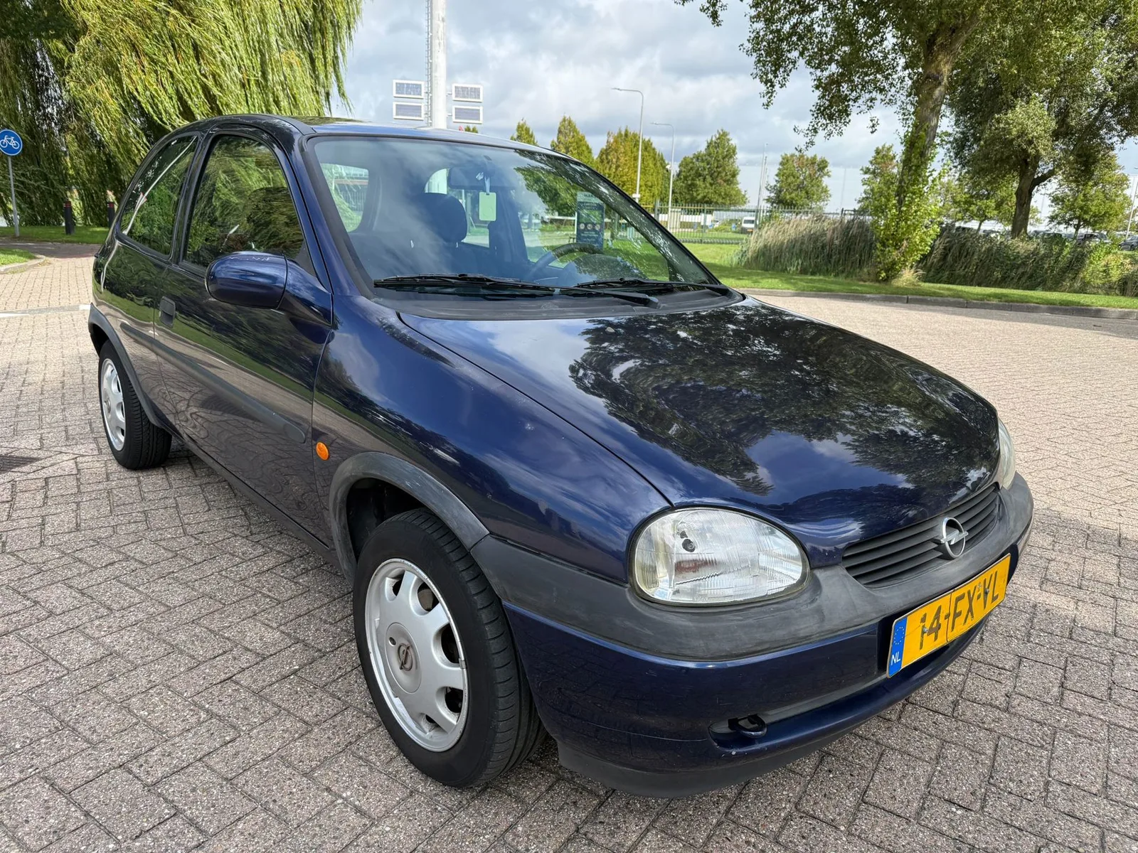 Opel Corsa (2000) — foto 1