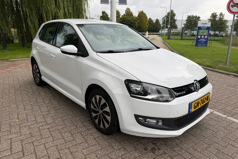 Volkswagen Polo (2015)