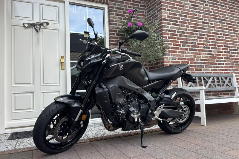 Yamaha MT-09 (2023)