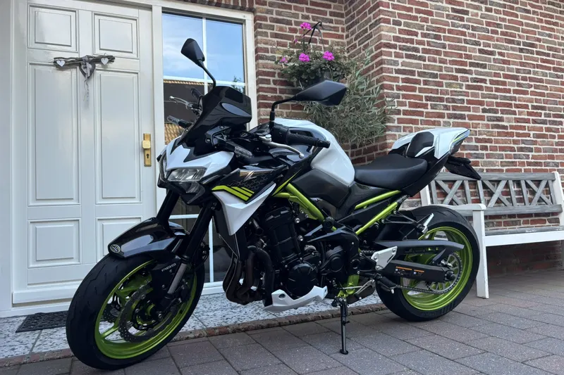 Kawasaki Z900 (2021)