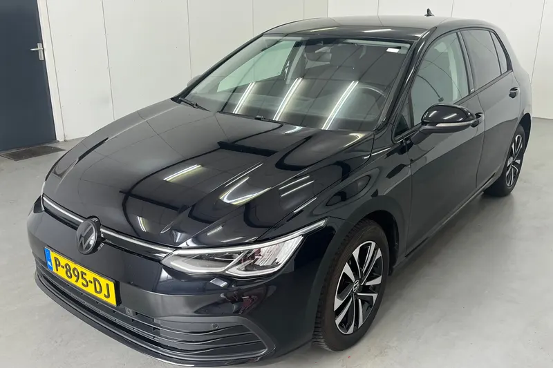 Volkswagen Golf (2021)