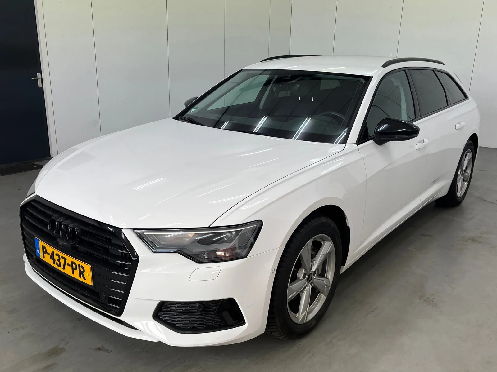 Audi A6 (2022) — foto 1