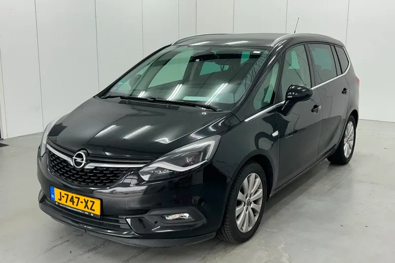 Opel Zafira (2019)