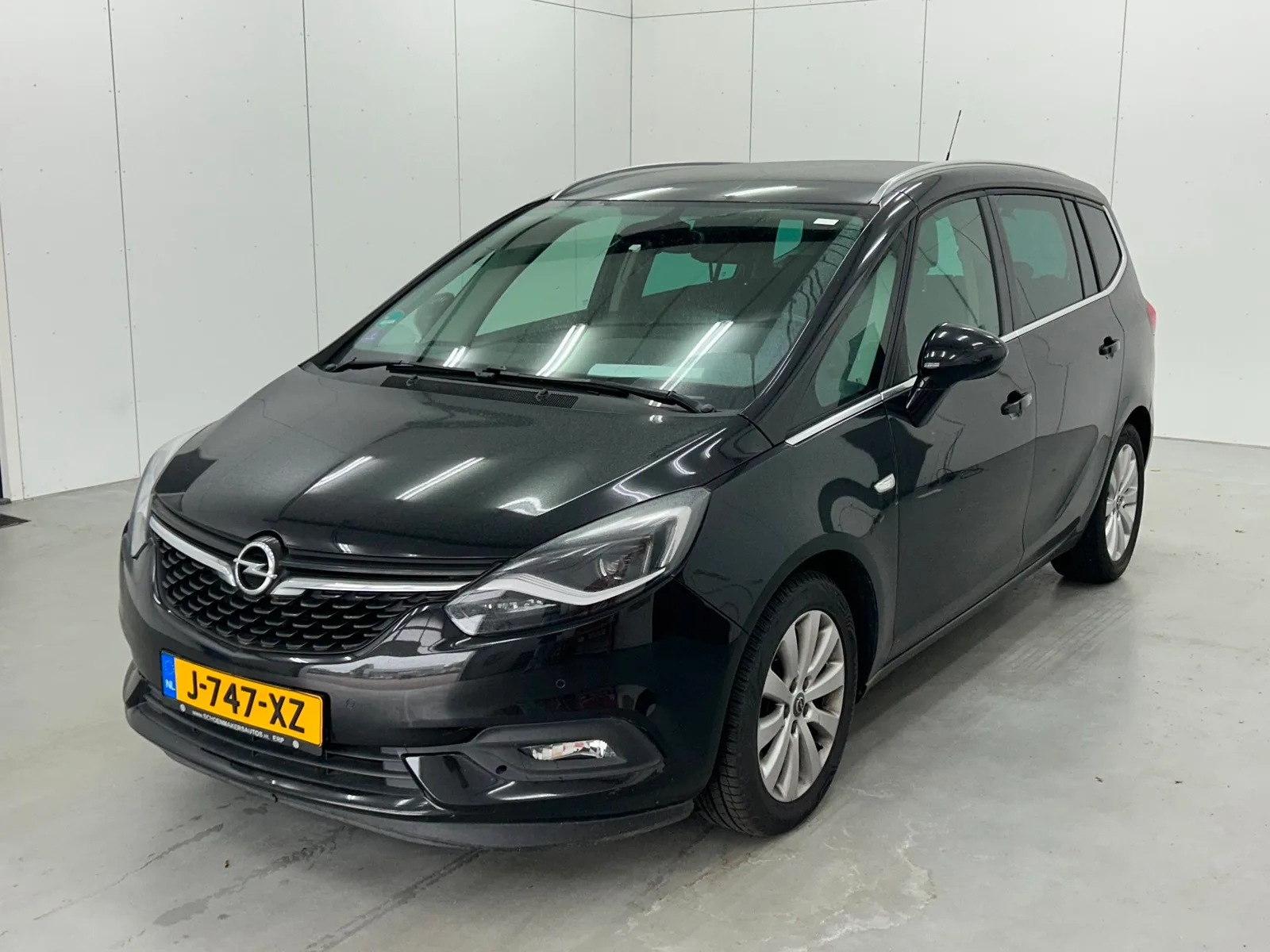 Opel Zafira (2019) — foto 1