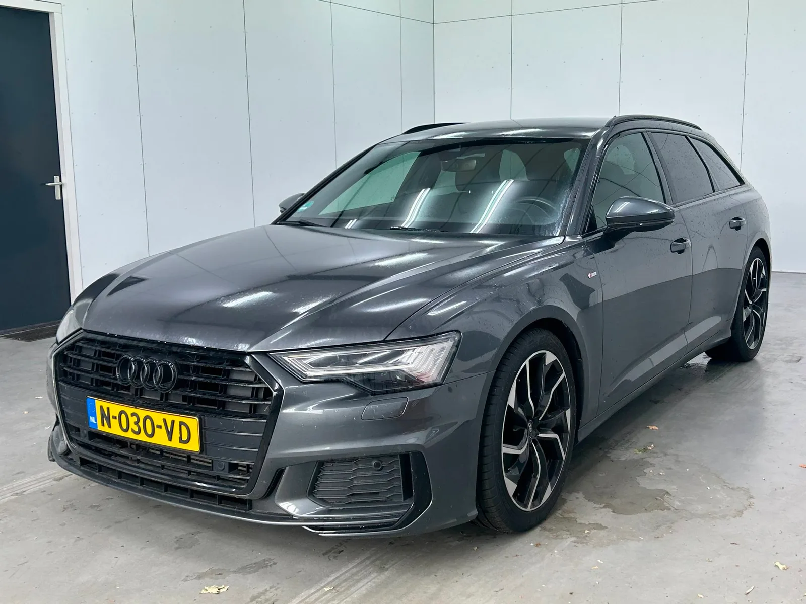 Audi A6 (2022) — foto 1