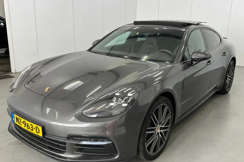 Porsche Panamera (2017)