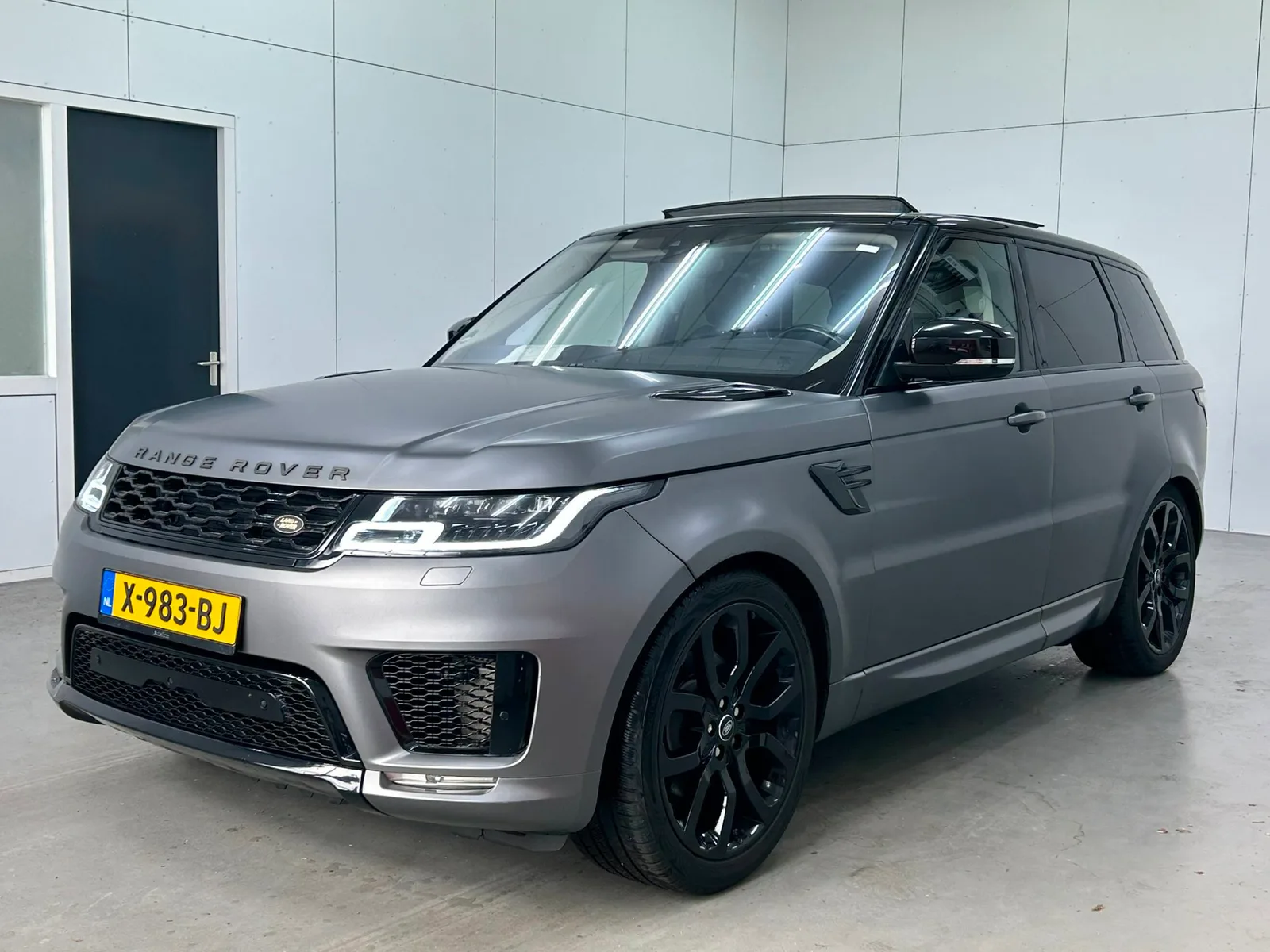 Land Rover Range Rover Sport (2017) — foto 1