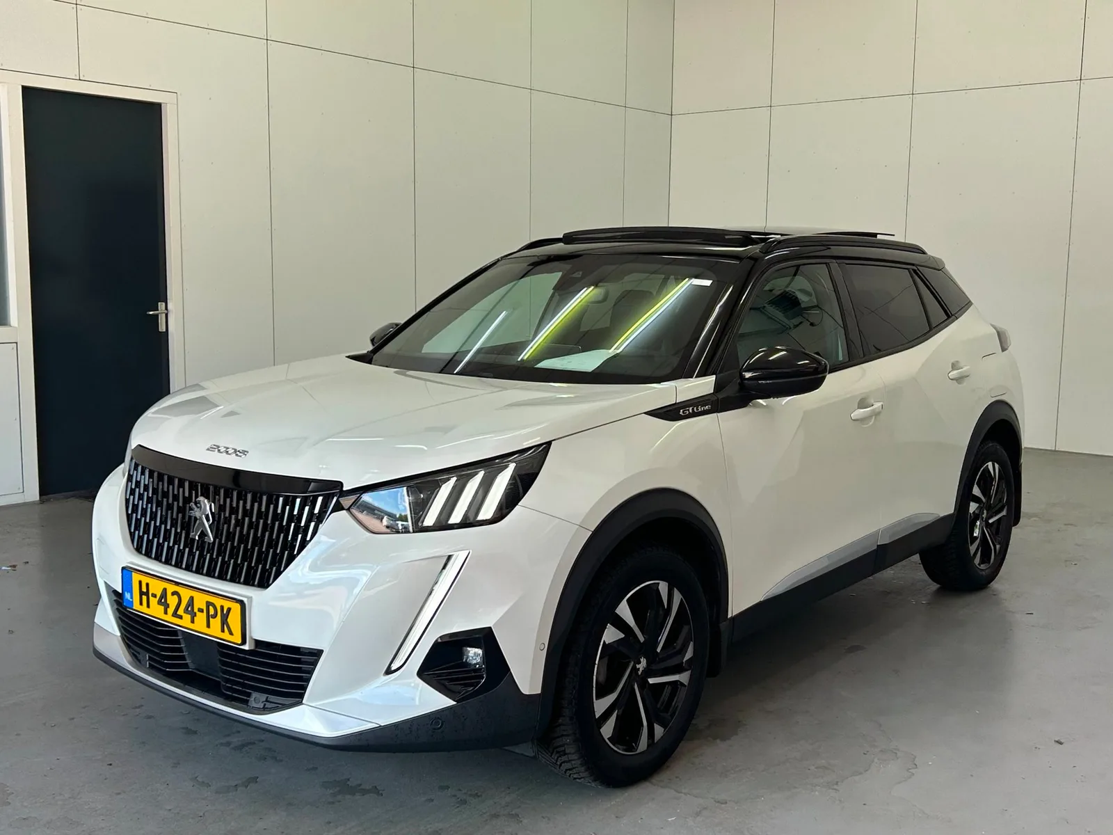 Peugeot 2008 (2020) — foto 1