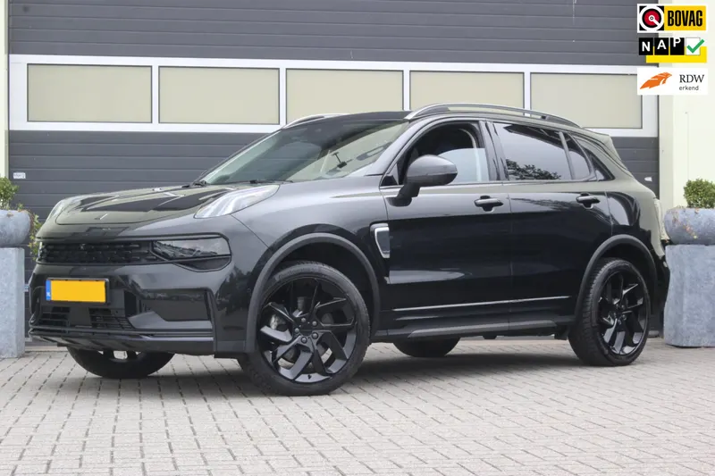 Lynk & Co 01 (2024)