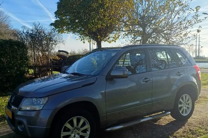 Suzuki Vitara (2005)