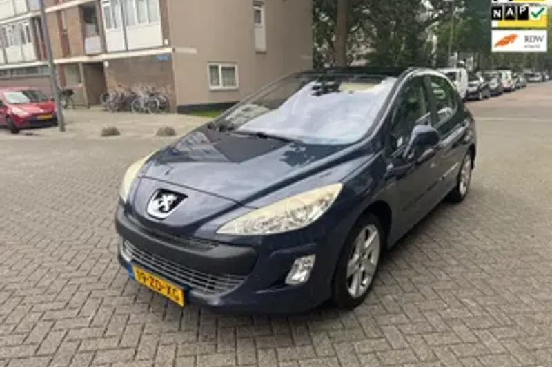 Peugeot 308 (2008)