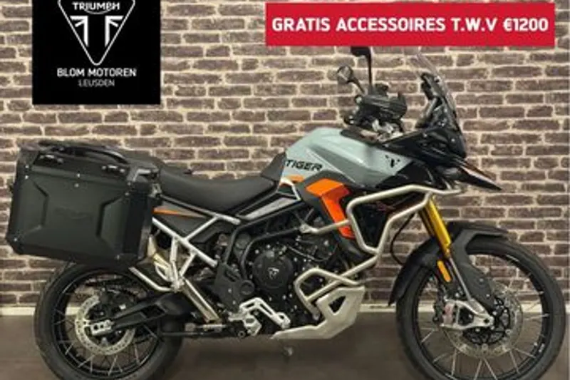 Triumph Tiger 900 Desert (2026)