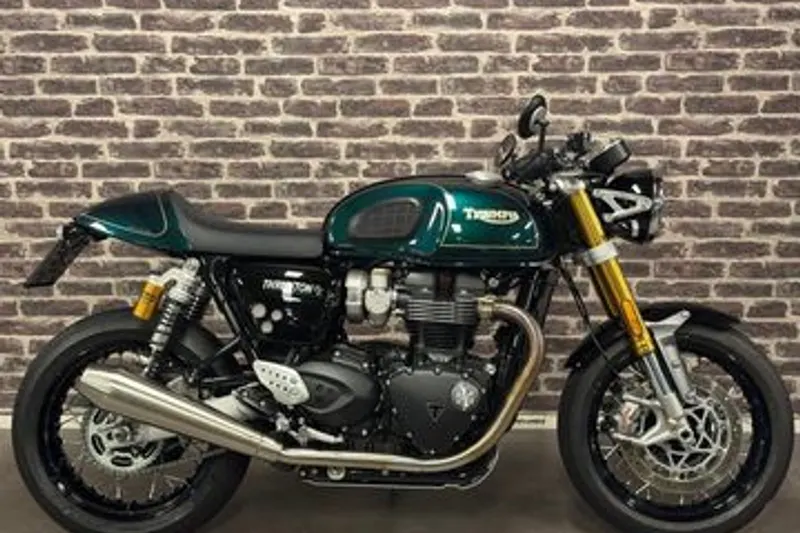 Triumph Thruxton RS (2024)
