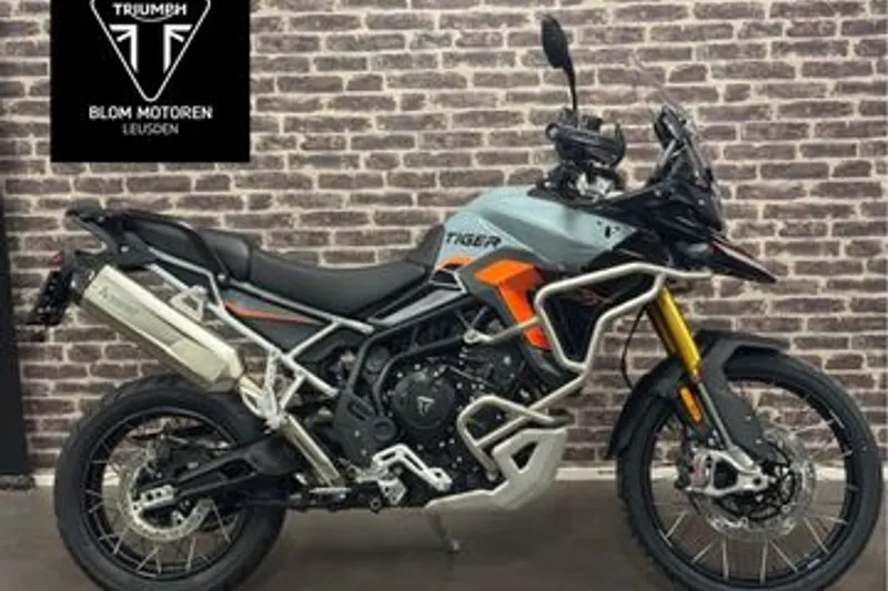 Triumph Tiger 900 Desert (2026)