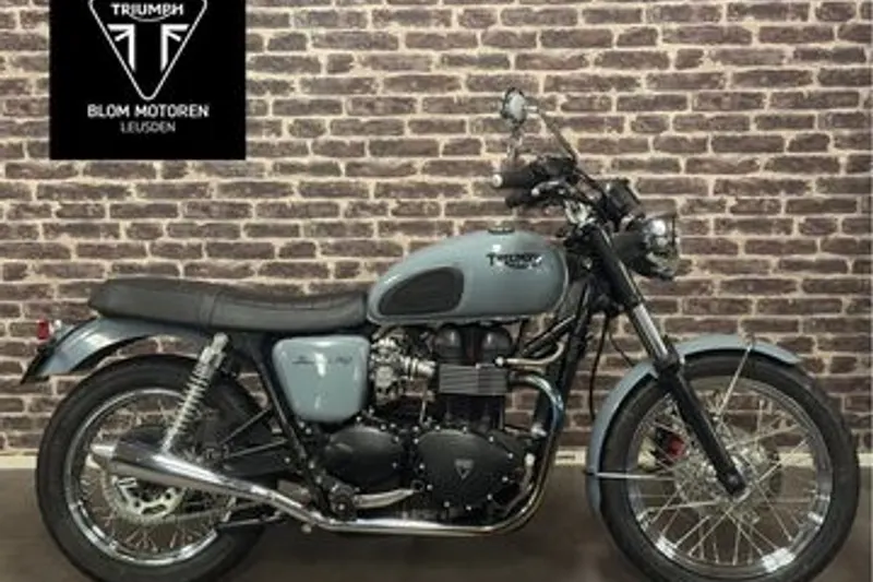 Triumph Bonneville T100 (2006)