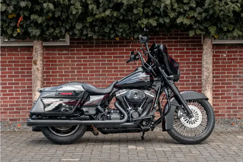 Harley-Davidson Street Glide 103 (2012)