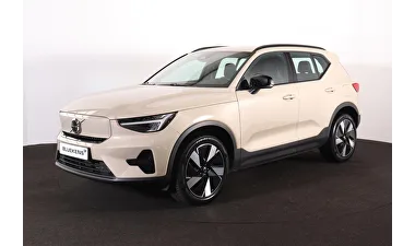 Volvo EX40 (2025) — foto 1
